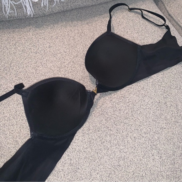 Victorias Secret Push Up Bra - Picture 5 of 10